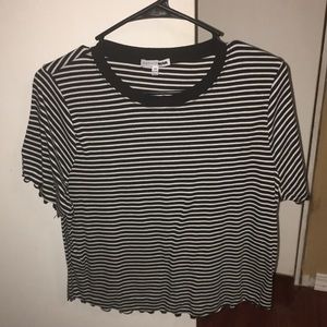 FashionNova black and white striped crop top!!